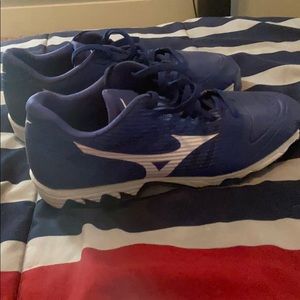 Mizuno METAL baseball cleats